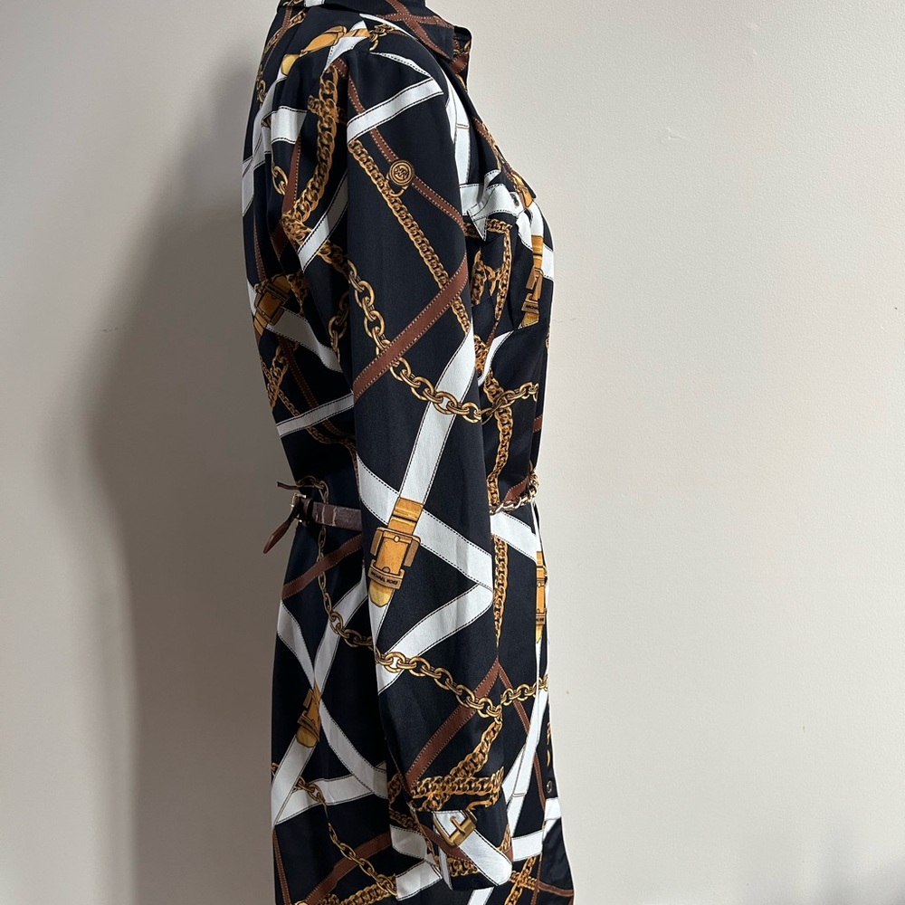 Chic Chain Print Dress - Picture 6 of 10